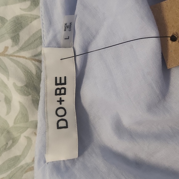 NWT Do + Be asymmetrical eyelet top  Large - Picture 5 of 11